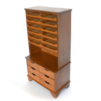 Haberdashery kast 18 laden